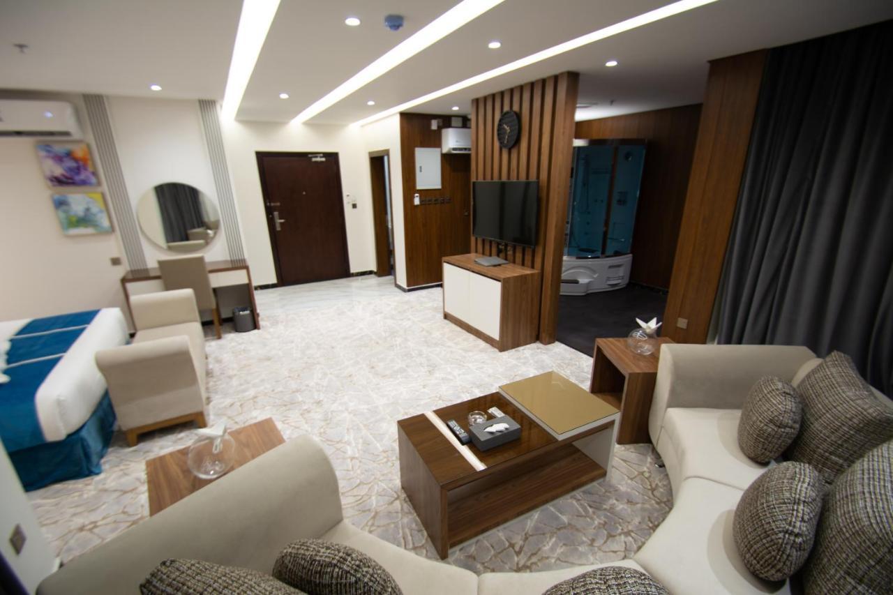 Golden Bujari Hotel - Diyafa Хамис-Мушайт Экстерьер фото